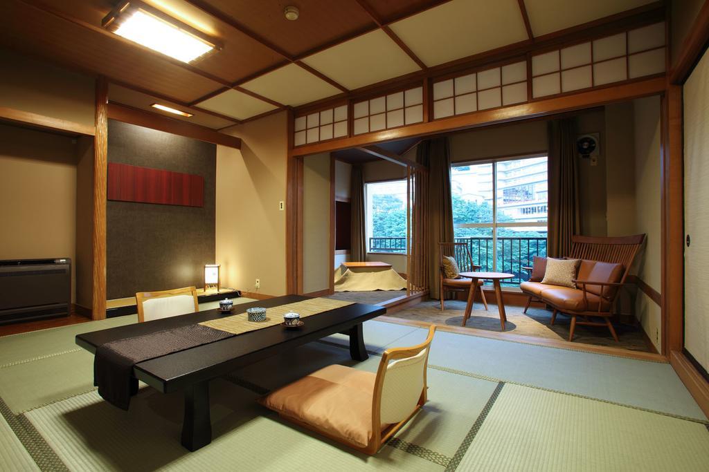 Hotel Shirakawa Yunokura Нико Стая снимка